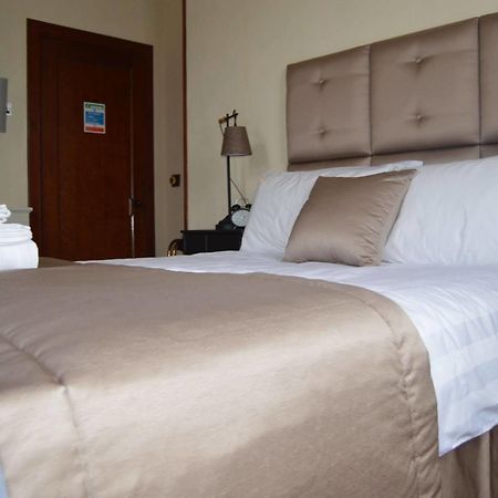 Knysna House Hotel Lerwick Exterior photo